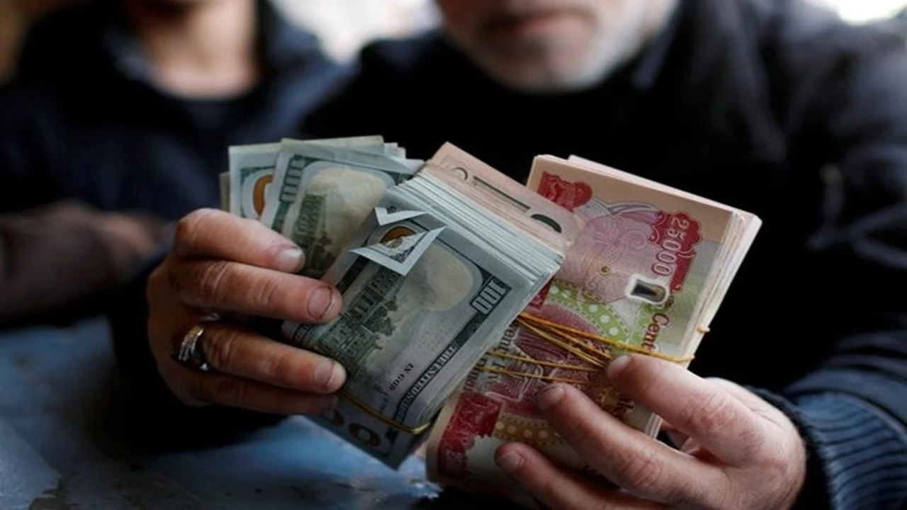 تذبذب ملحوظ في أسعار صرف الدولار داخل الأسواق المحلية في العراق